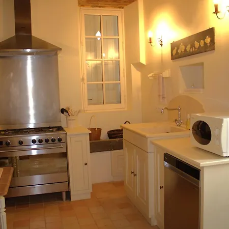16th Century Heritage House With Private Garden *