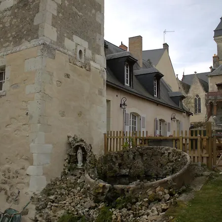 16th Century Heritage House With Private Garden Casa vacanze Luche-Pringe