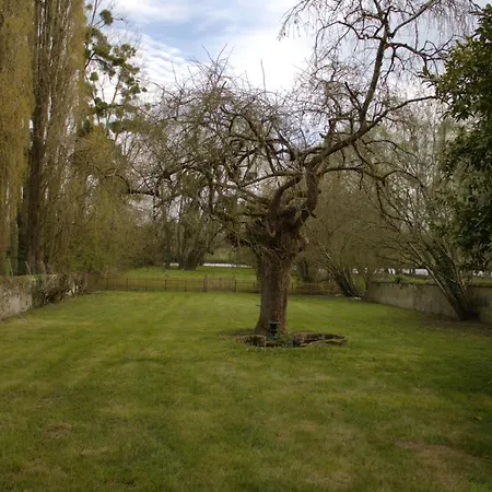 16th Century Heritage House With Private Garden Tatil Evi Luche-Pringe